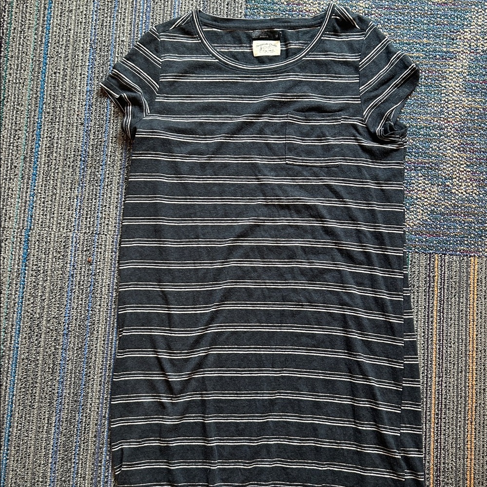 Prana Gray and White Striped TShirt Dress 55% Hemp